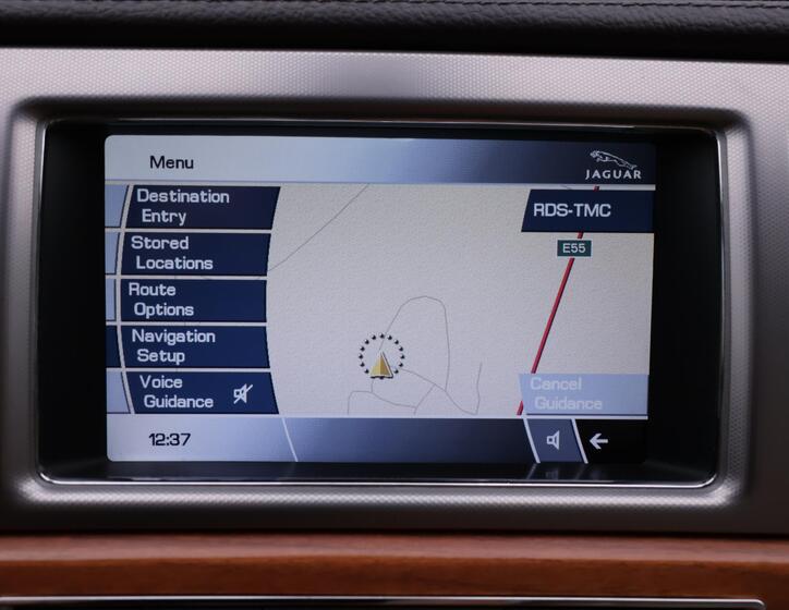Jaguar XF 25