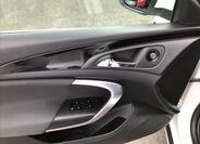Opel Insignia 10