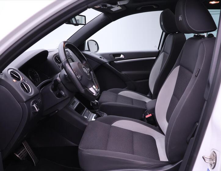 Volkswagen Tiguan 11