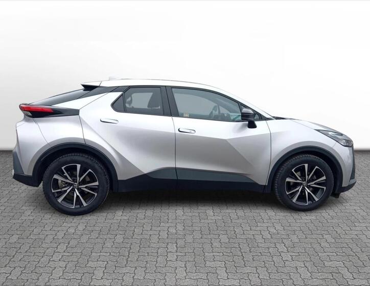Toyota C-HR 7