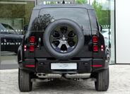 Land Rover Defender 6