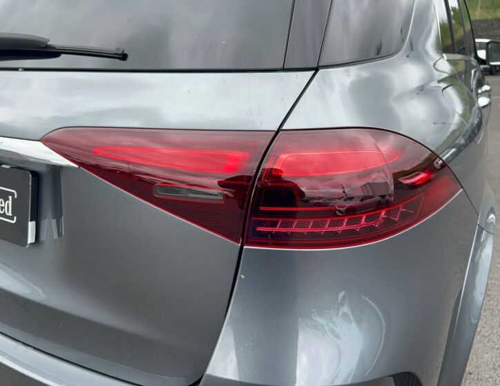 Mercedes-Benz GLE 13