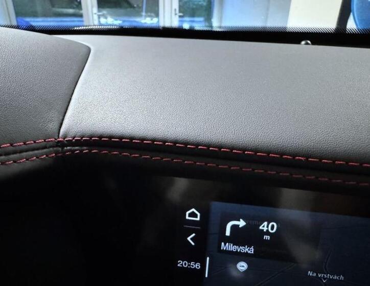 Alfa Romeo Stelvio 26
