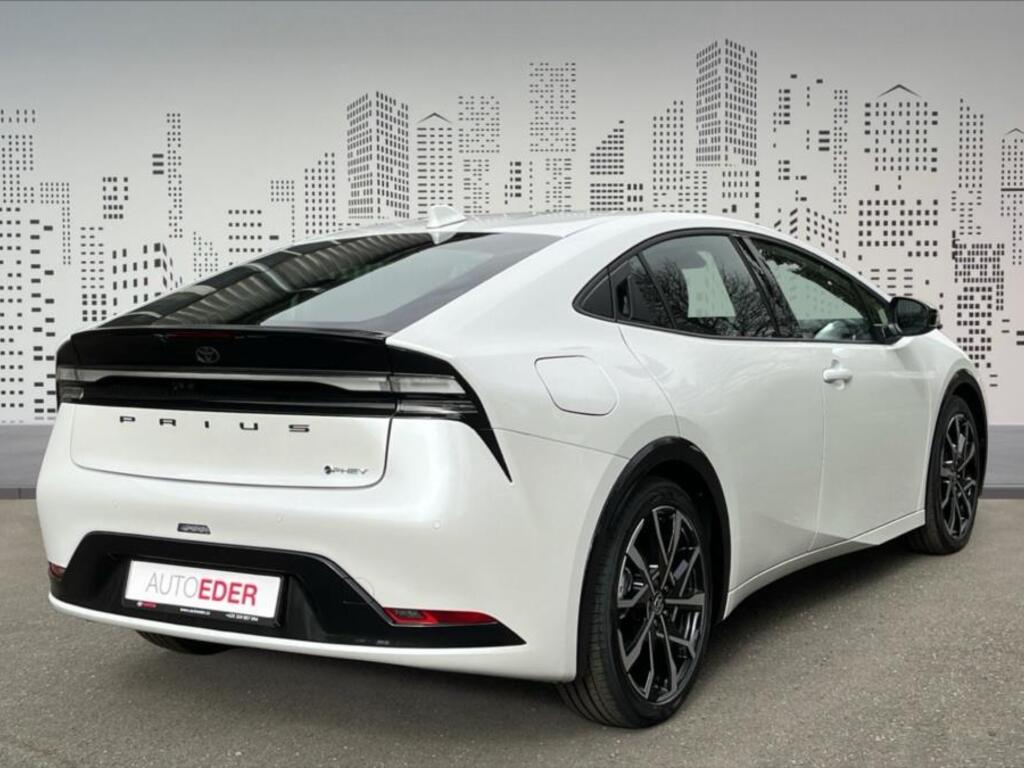 Toyota Prius 3