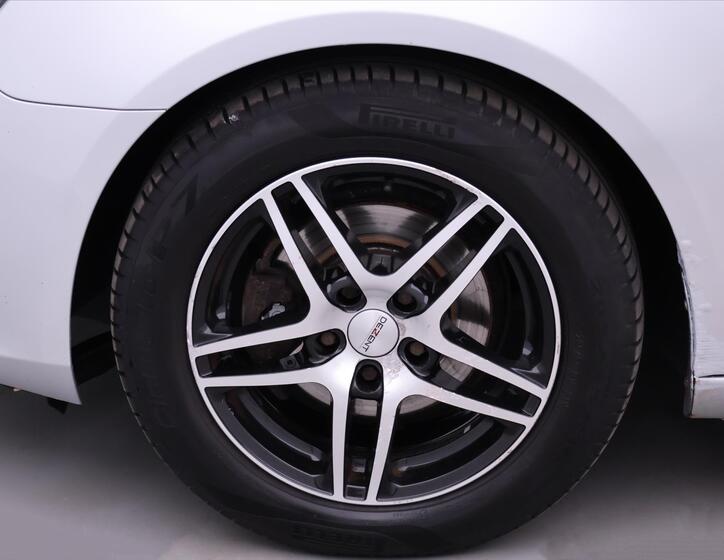 Volkswagen Golf 27