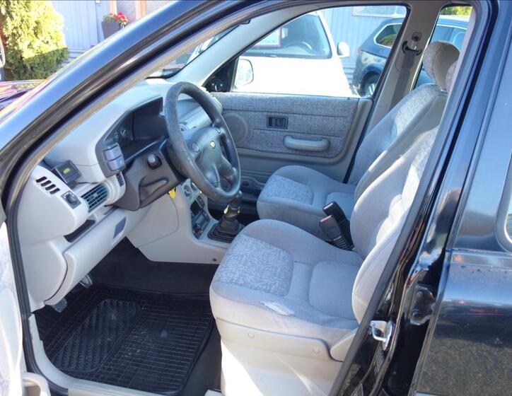 Land Rover Freelander 10