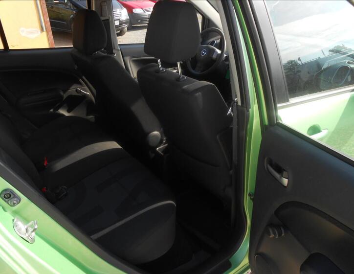 Opel Agila 18
