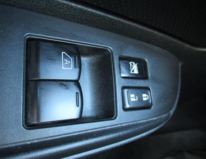 Nissan Note 16
