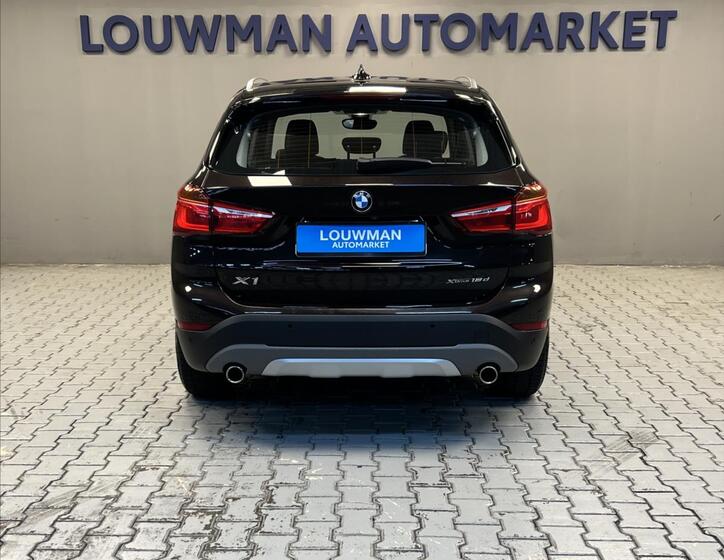 BMW X1 12