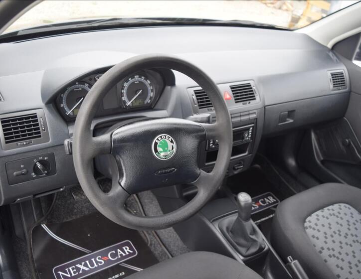 Škoda Fabia 16