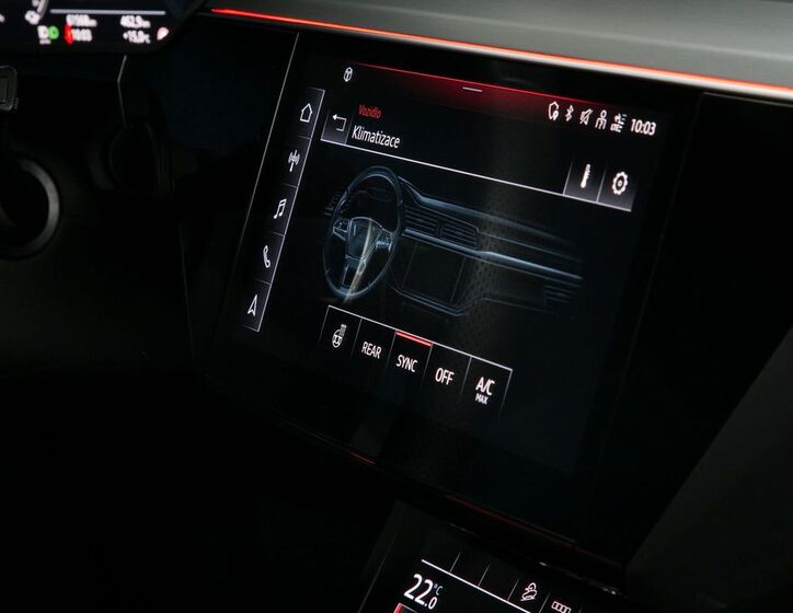 Audi e-tron 34