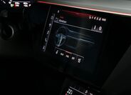 Audi e-tron 34