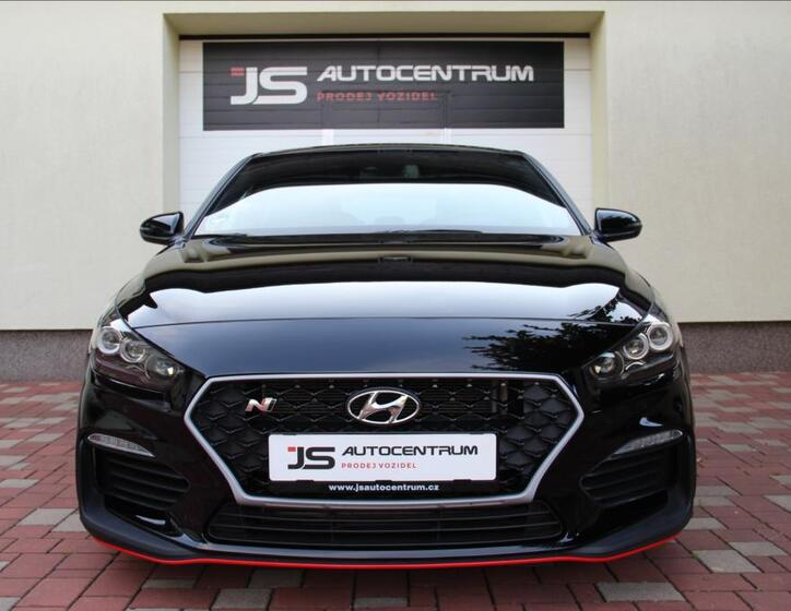 Hyundai i30 4