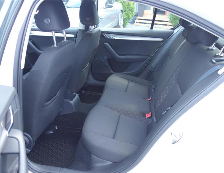 Škoda Octavia 13