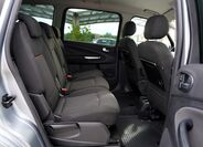 Ford Galaxy 27