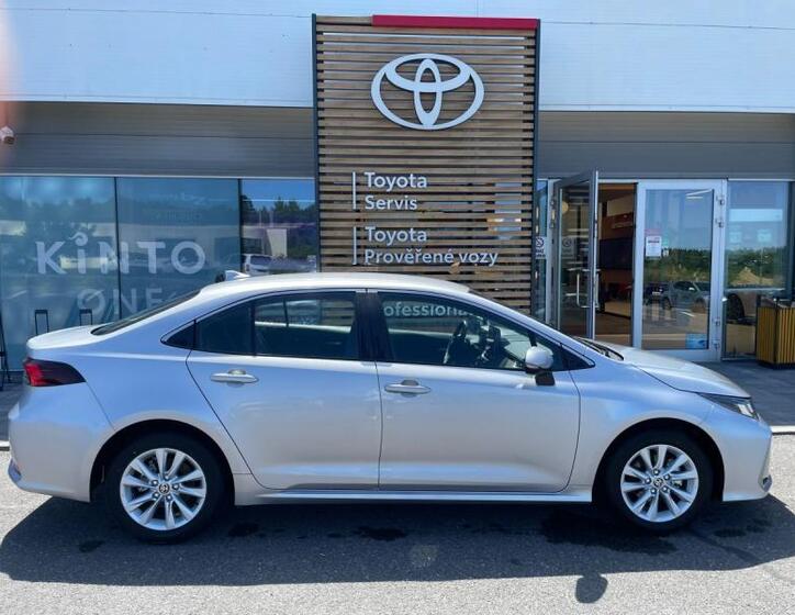Toyota Corolla 4