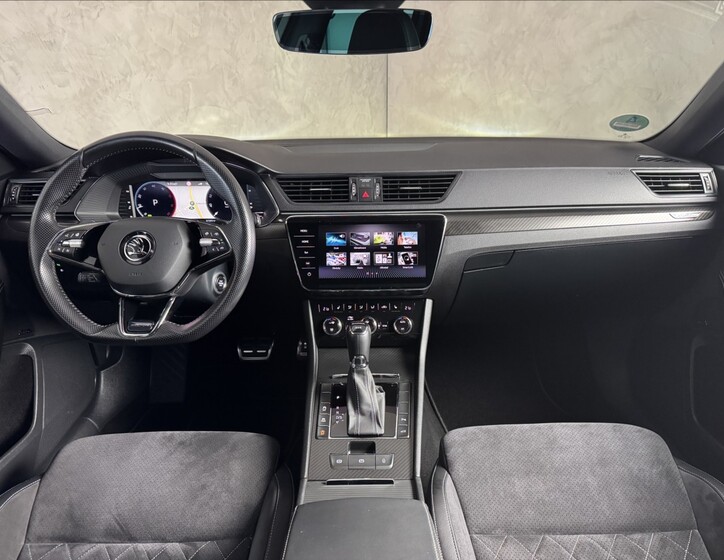 Škoda Superb 19