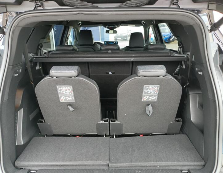 Peugeot 5008 15