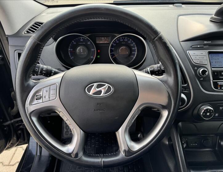 Hyundai ix35 11