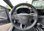 Toyota Camry 16