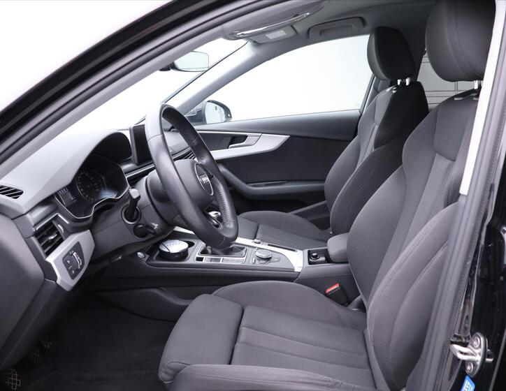 Audi A4 12