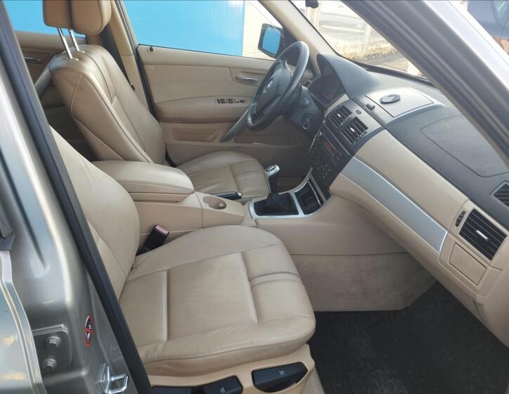 BMW X3 8