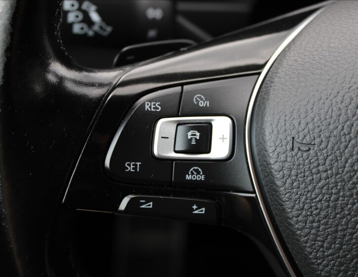 Volkswagen Tiguan 23