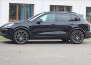 Porsche Cayenne 6