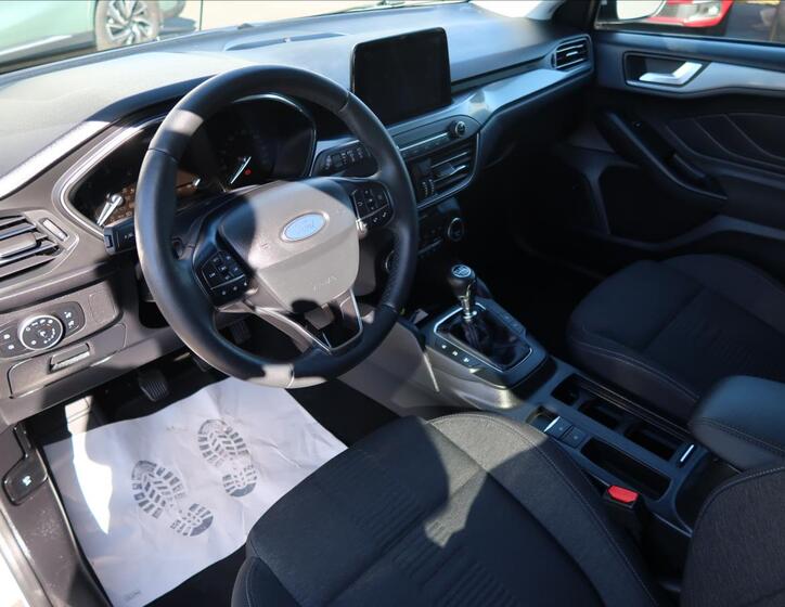Ford Focus 9