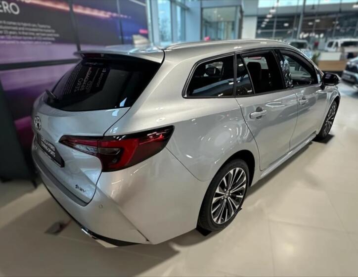 Toyota Corolla 5