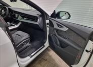 Audi SQ8 21