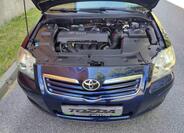 Toyota Avensis 29
