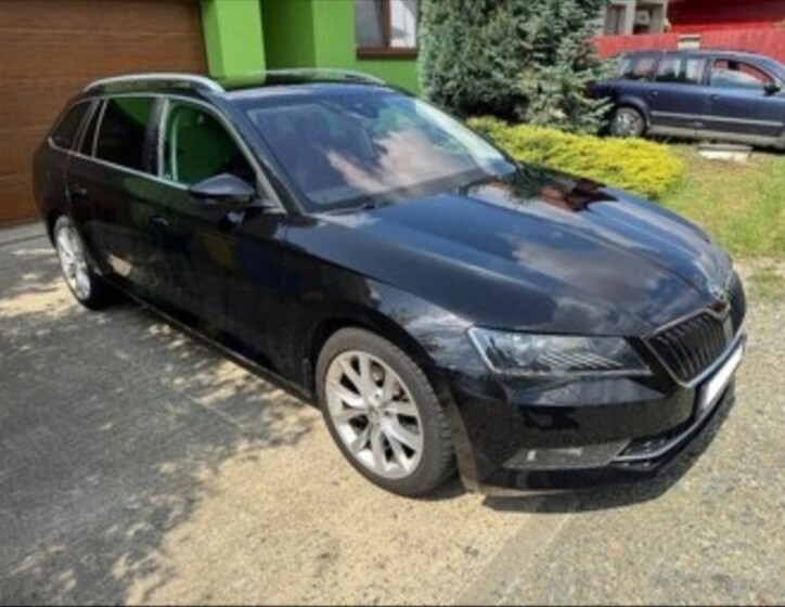 Škoda Superb 1