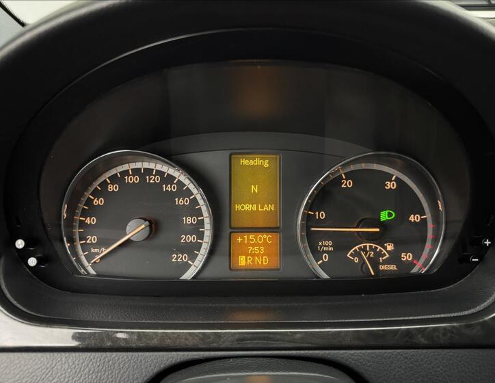 Mercedes-Benz Viano 13