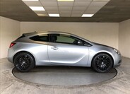 Opel Astra 8