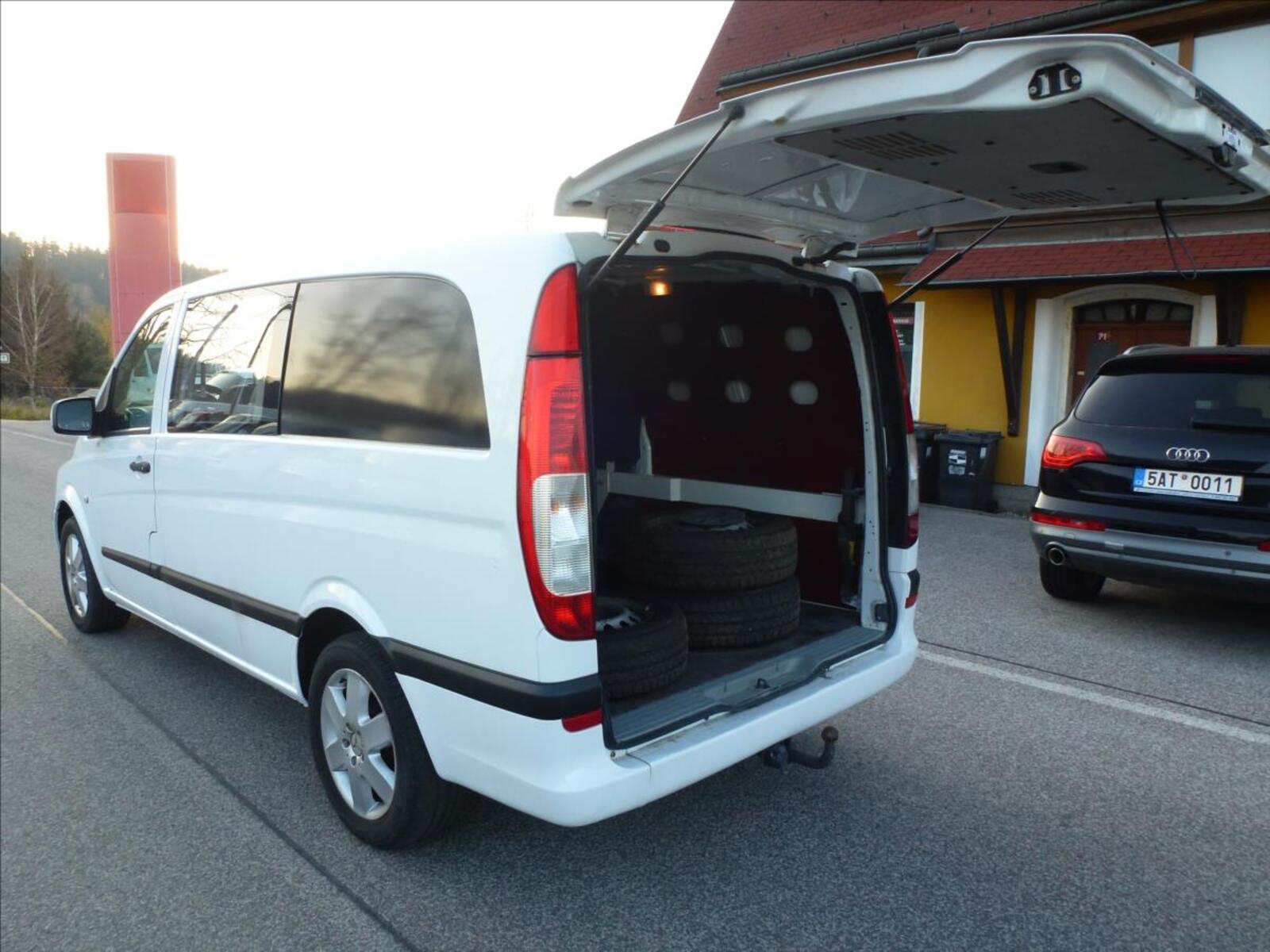 Mercedes-Benz Vito 18