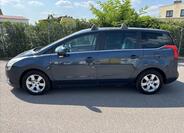 Peugeot 5008 4