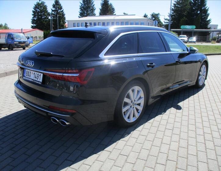 Audi S6 4