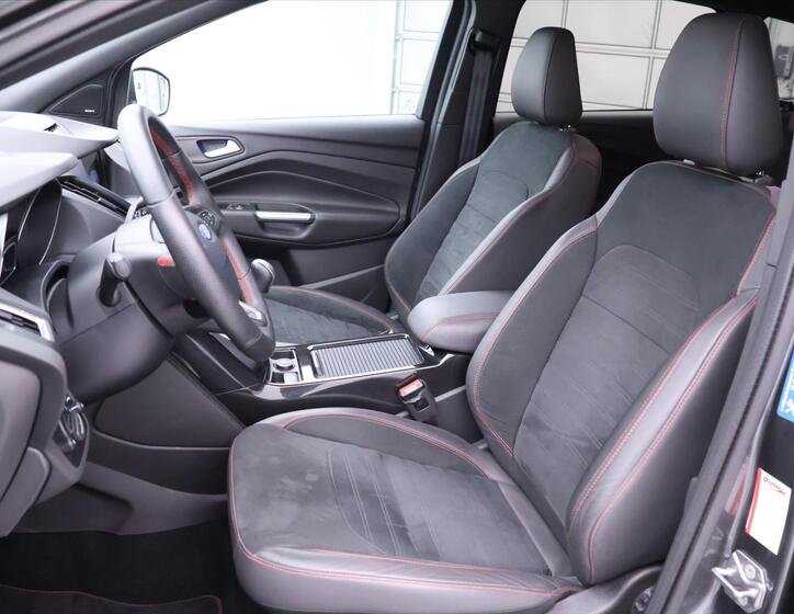 Ford Kuga 12