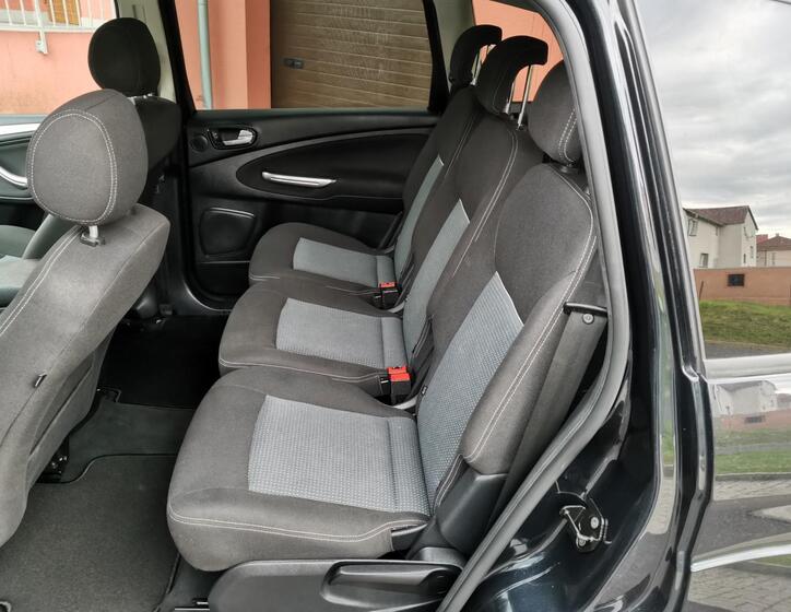 Ford S-MAX 16