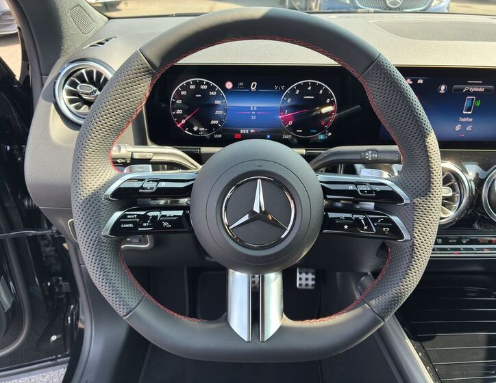 Mercedes-Benz GLA 18