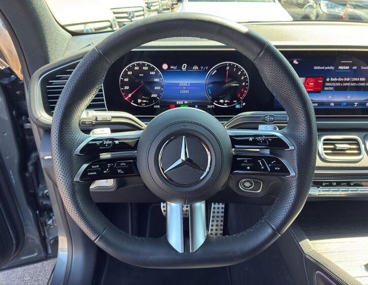 Mercedes-Benz GLE 18