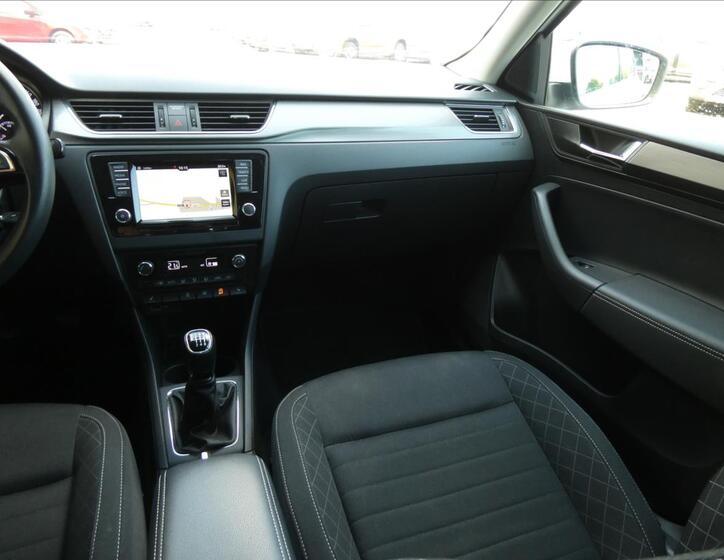 Škoda Rapid 24