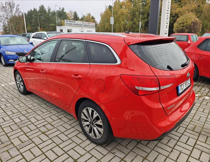 Kia Ceed 4
