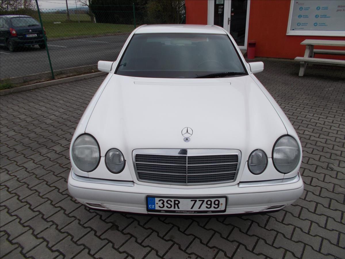 Mercedes-Benz Třídy E