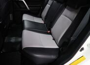 Toyota Land Cruiser 11