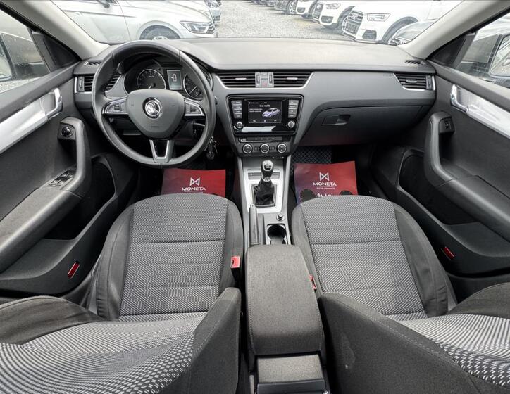 Škoda Octavia 10