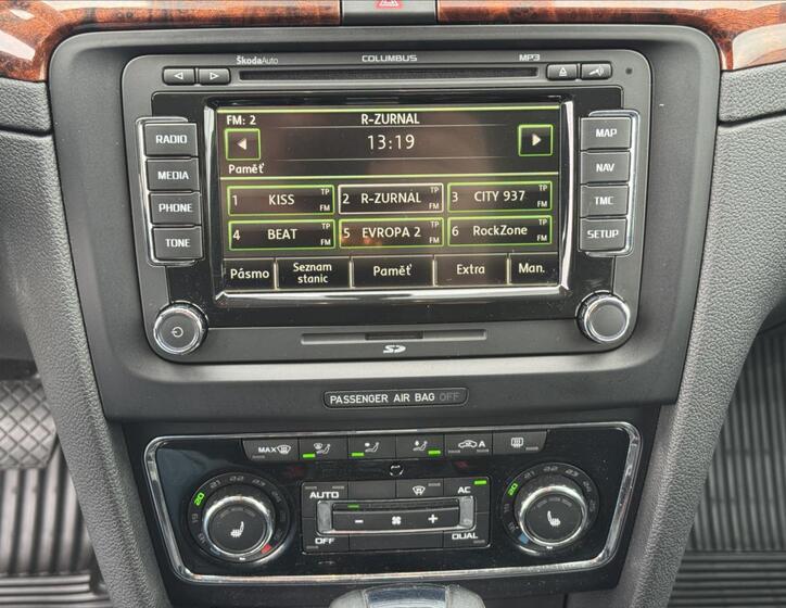 Škoda Superb 11