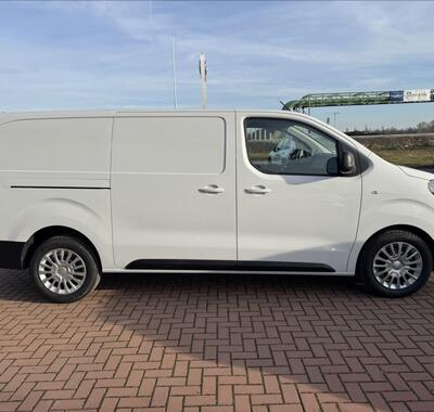 Toyota ProAce 4