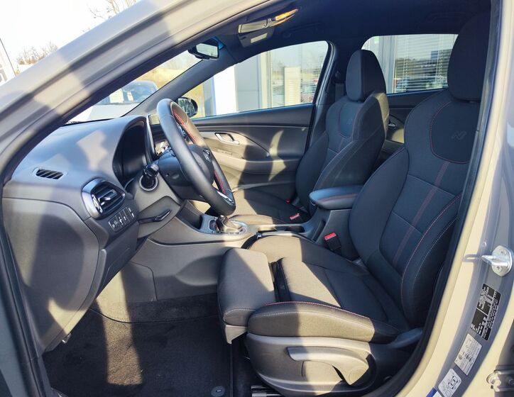 Hyundai i30 14